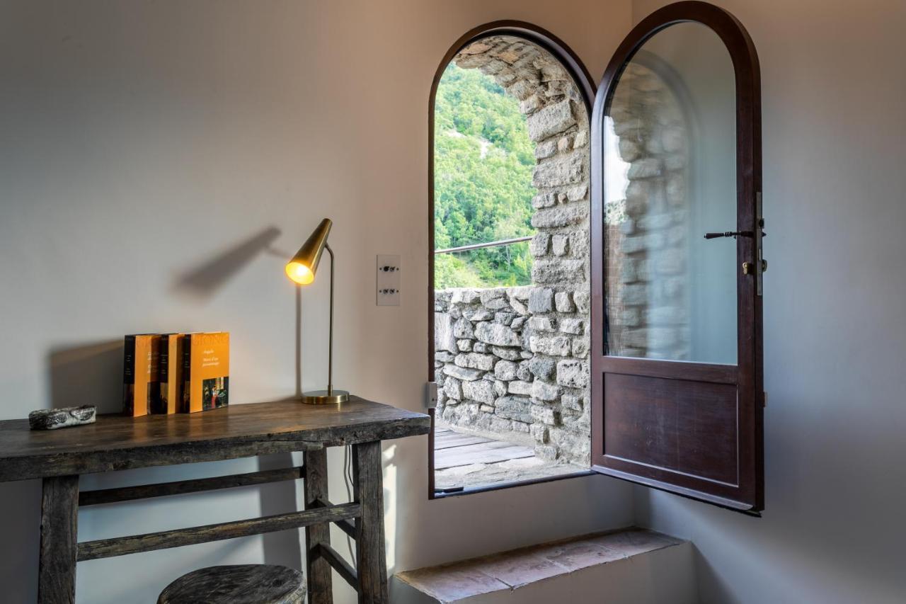 Le Domaine Du Castellas Sivergues Екстериор снимка